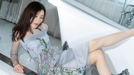 梦中的胴体约会高清完整版
